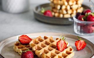 Waffles and strawberries. Credit: Canva